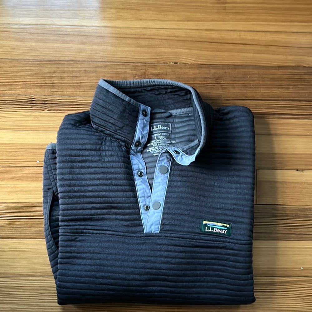 L.L. Bean Navy Sweatshirt with Ribbed Texture and Button-Down Collar